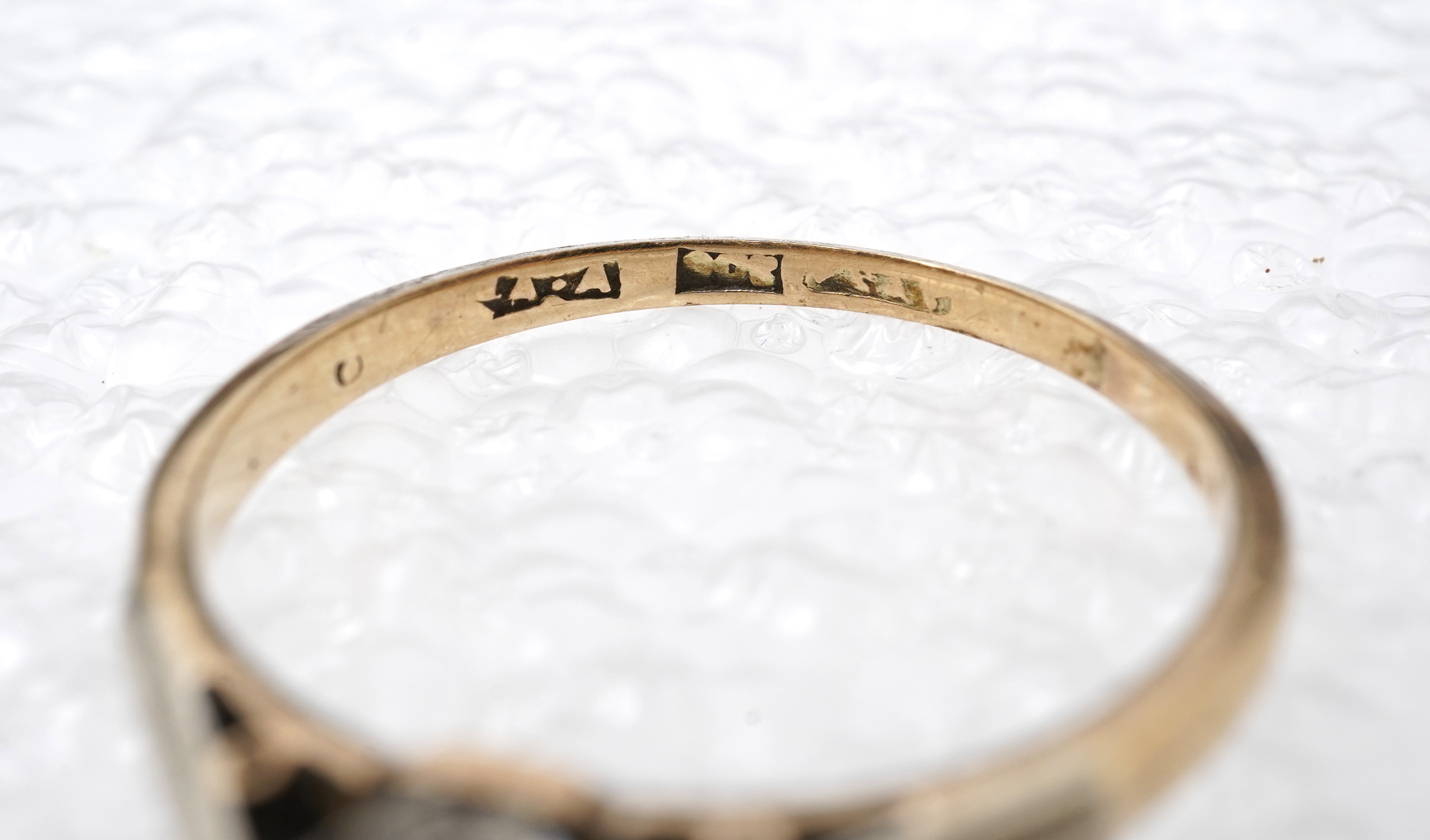 A diamond solitaire ring, early 20th century